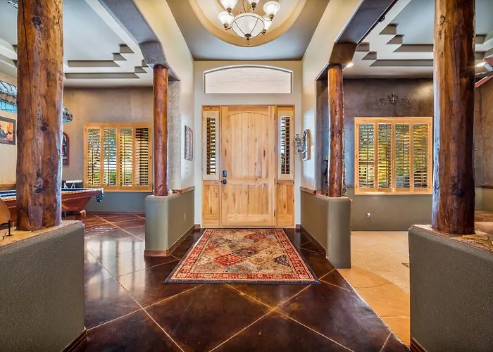 Holiday home Quail Mountain Desert Resort: Heated Pool, Mt Vews, Br's King & Tv's, Hiking