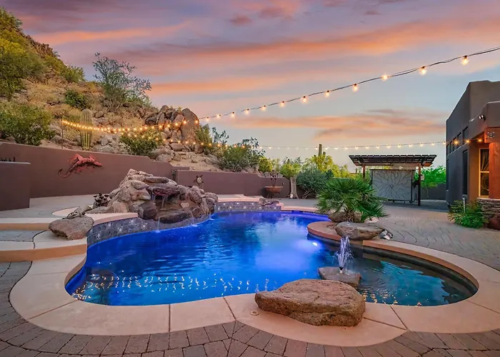 Quail Mountain Desert Resort: Heated Pool, Mt Vews, Br's King & Tv's, Hiking Mesa